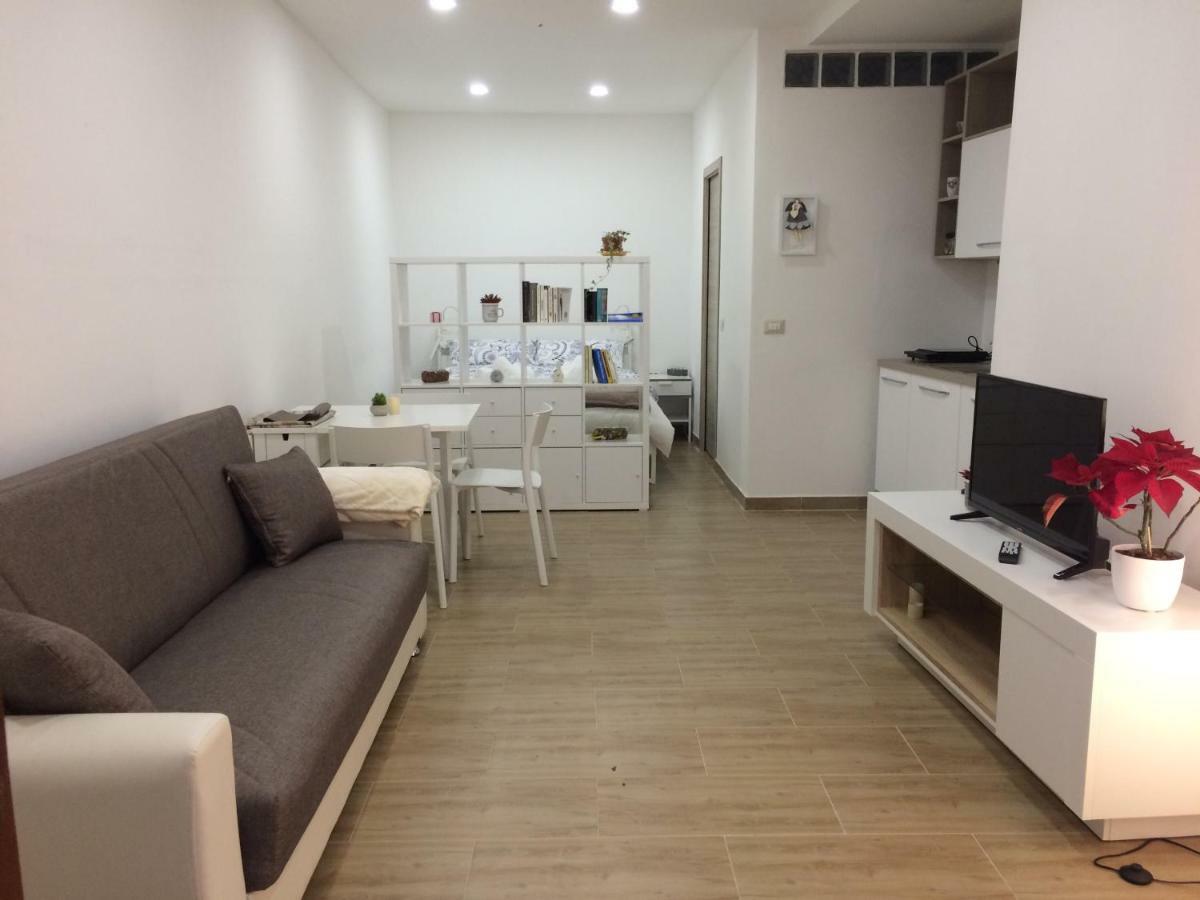 Al Centro Di Cagliari Apartman Kültér fotó